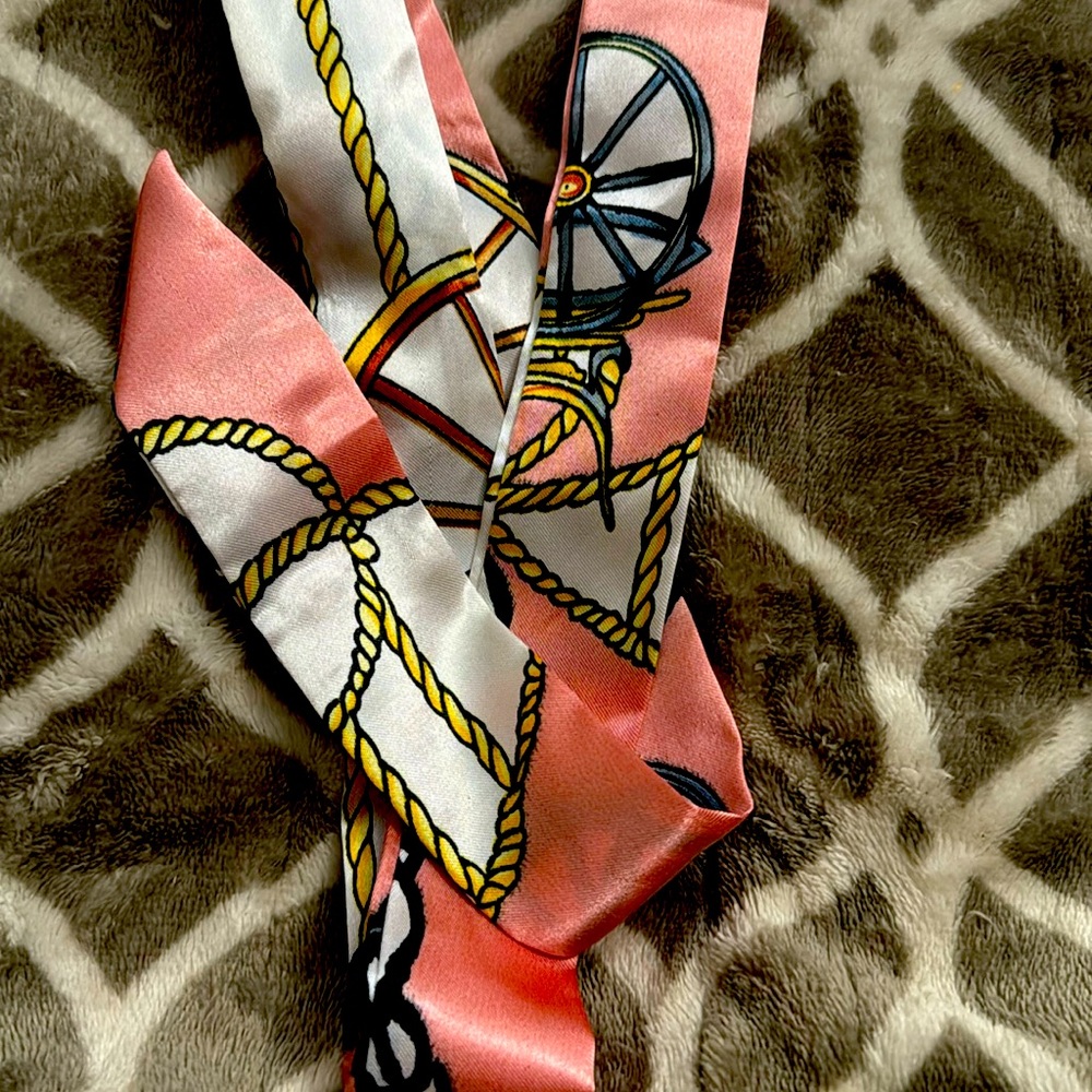 Scarf-FREE WITH PURCHASE satin feel- NEW-Beautiful scarf or on a handbag!